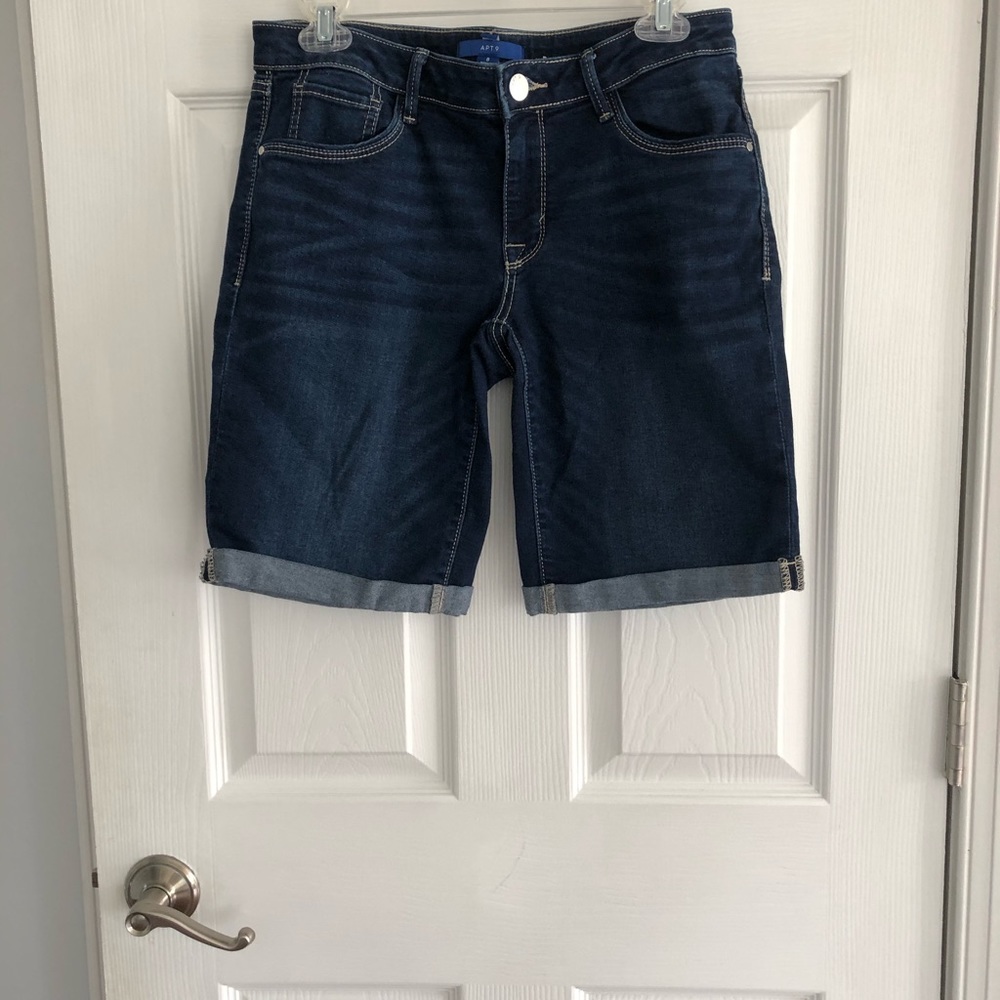 Bermuda jean short